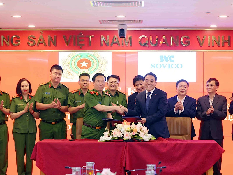 Lễ ký Kế hoạch phối hợp triển khai thực hiện Đề án 06/CP, Đề án 175 .