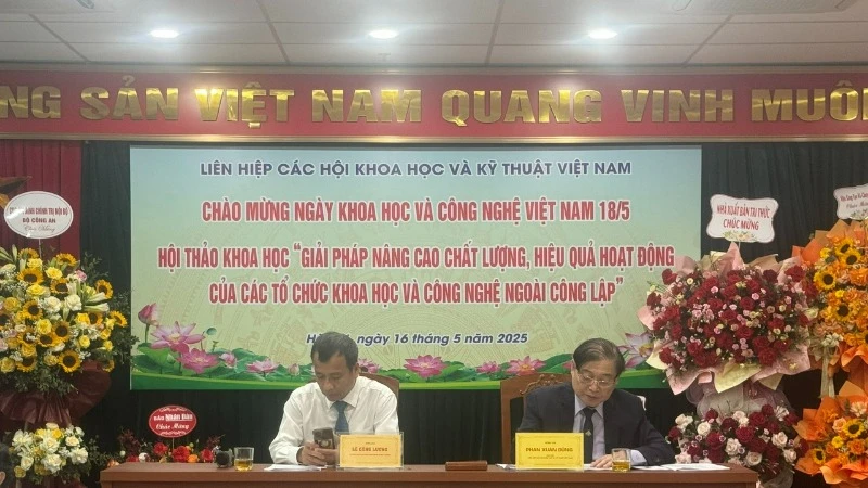 Quang cảnh hội thảo.