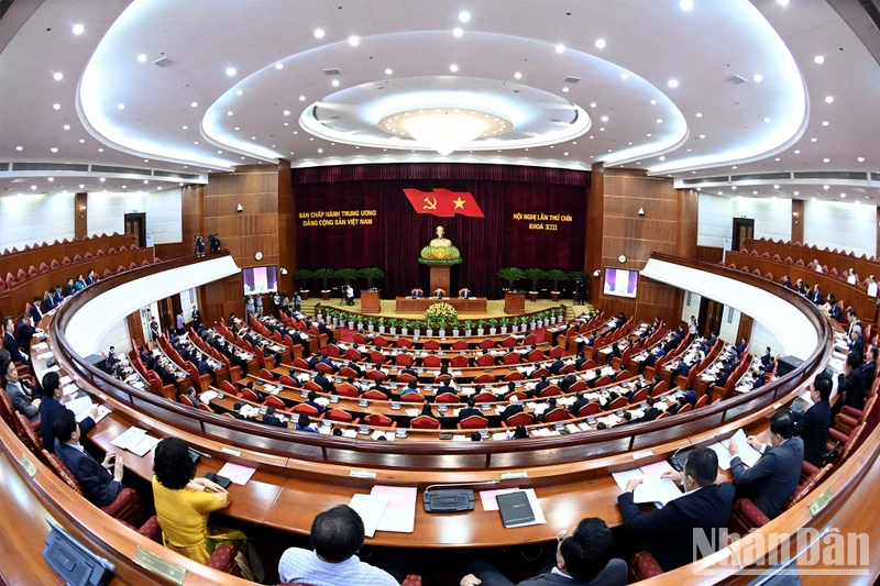 Quang cảnh Phiên khai mạc Hội nghị Trung ương lần thứ chín, khóa XIII. (ẢNH: ĐĂNG KHOA)