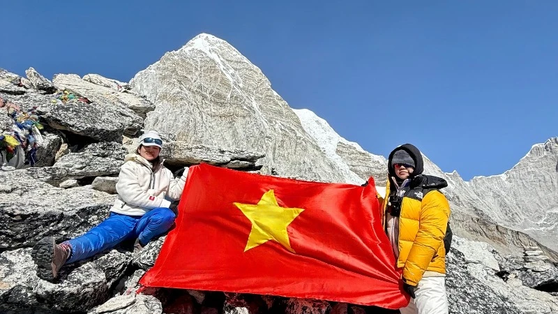 Dấu ấn trên đỉnh Kala Patthar.