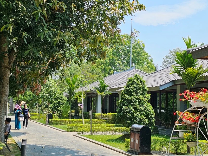 Một góc khu du lịch Yên Trung, huyện Yên Định.