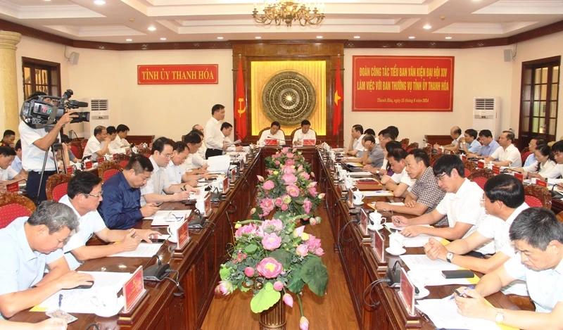 Đoàn công tác làm việc với tỉnh Thanh Hóa.