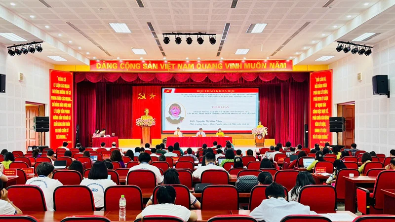 Quang cảnh hội thảo.