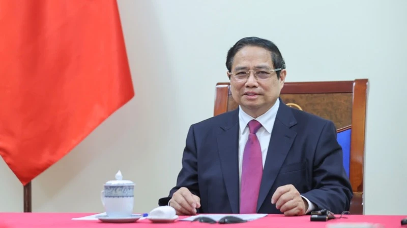 Thủ tướng Chính phủ tại cuộc điện đàm (Ảnh: TRẦN HẢI). 