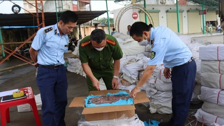 Mở đợt cao điểm đấu tranh ngăn chặn, đẩy lùi tình trạng buôn lậu, gian lận thương mại, hàng giả, xâm phạm quyền sở hữu trí tuệ.