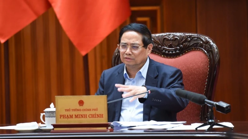 Thủ tướng Phạm Minh Chính phát biểu ý kiến tại cuộc họp. (Ảnh: TRẦN HẢI)