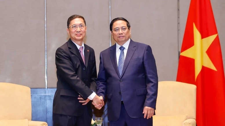 Thủ tướng Phạm Minh Chính và ông Dato' Chow Chee Wah, Chủ tịch tập đoàn Gamuda Land. (Ảnh: VGP/NHẬT BẮC)