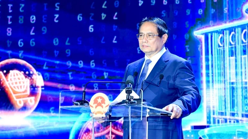 Thủ tướng Phạm Minh Chính phát biểu tại sự kiện Ngày chuyển đổi số ngành ngân hàng 2025. (Ảnh TRẦN HẢI)
