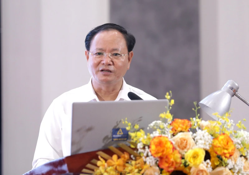 Thứ trưởng Tài nguyên và Môi trường Lê Minh Ngân thông tin về Luật Đất đai sửa đổi