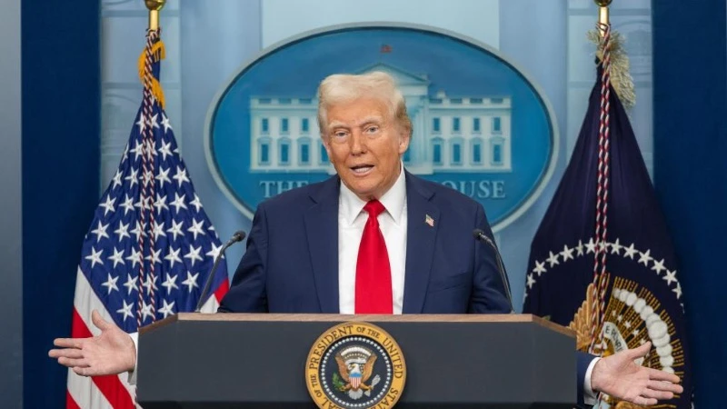Tổng thống Donald Trump phát biểu trong một cuộc họp báo tại Nhà Trắng ở Washington D.C. vào ngày 30/1/2025. (Ảnh: Tân Hoa xã)