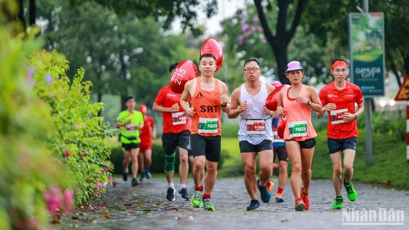 Các vận động viên tham gia giải chạy Press Marathon 2023.