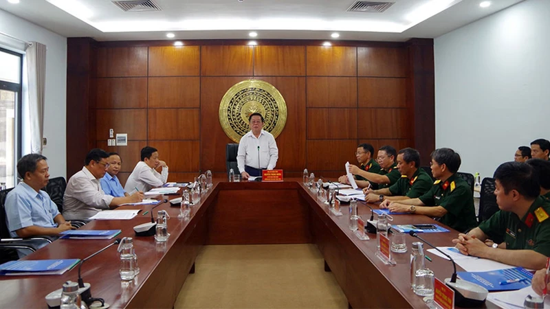 Đồng chí Nguyễn Trọng Nghĩa, Bí thư Trung ương Đảng, Trưởng ban Tuyên giáo Trung ương phát biểu chỉ đạo tại buổi thăm và làm việc. (Nguồn: Báo Quân đội nhân dân)