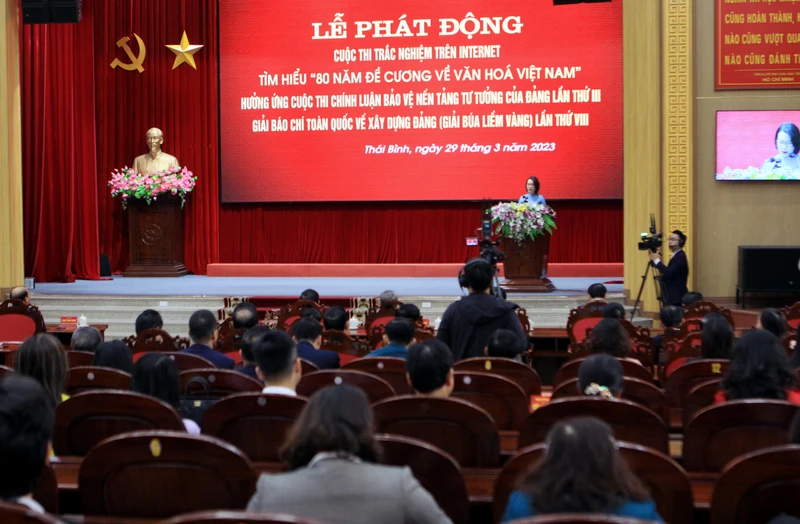 Quang cảnh Lễ phát động.