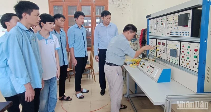 Xưởng thực hành điện tại Trường cao đẳng Nghề Thái Bình.