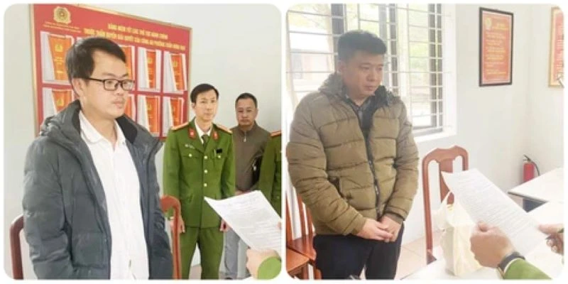 2 đối tượng nghe đọc Quyết định khởi tố vụ án, khởi tố bị can, lệnh bắt bị can và lệnh khám xét chỗ ở. (Ảnh: Công an cung cấp)