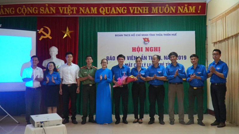 Ban Thường vụ Tỉnh Đoàn Thừa Thiên Huế tổ chức ra mắt Câu lạc bộ Lý luận trẻ cấp tỉnh.