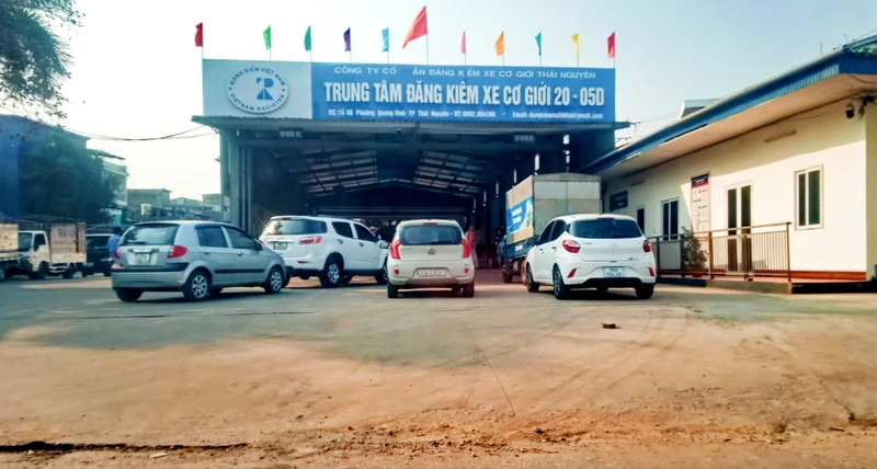 Đến nay, trên địa bàn tỉnh Thái Nguyên không còn tình trạng ùn ứ ô-tô chờ đăng kiểm.