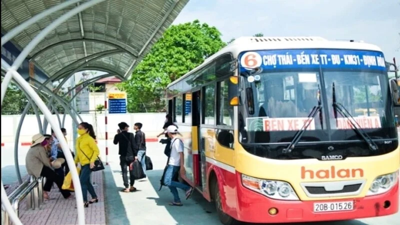 Các đơn vị vận tải hành khách trên địa bàn tỉnh Thái Nguyên huy động tối đa phương tiện, nâng cao chất lượng phục vụ hành khách trong dịp Tết Nguyên đán Ất Tỵ