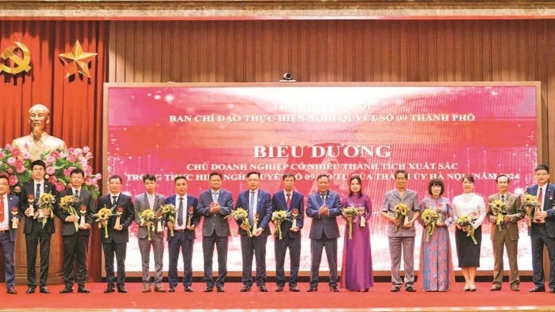 Lãnh đạo Thành ủy gặp mặt, biểu dương chủ doanh nghiệp tiêu biểu trong thực hiện Nghị quyết số 09-NQ/TU.