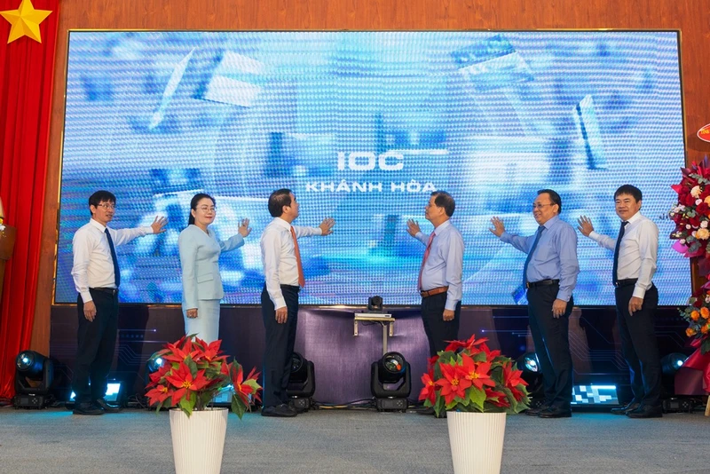 Khánh Hòa ra mắt Trung tâm IOC nhằm hiện thực hóa Nghị quyết 57-NQ/TW