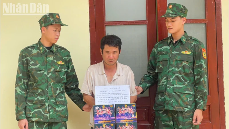 Đối tượng Võ Hiền Sĩ bị bắt giữ cùng tang vật.