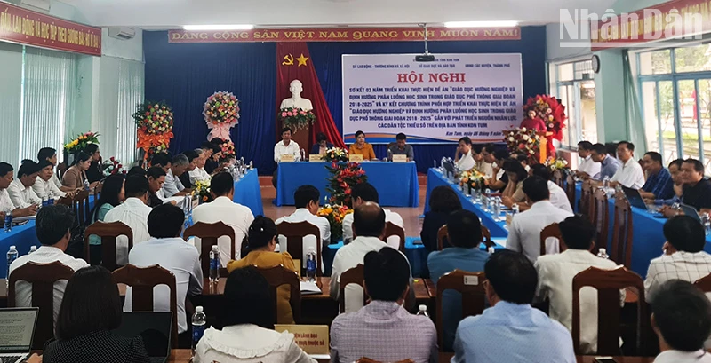 Quang cảnh hội nghị.