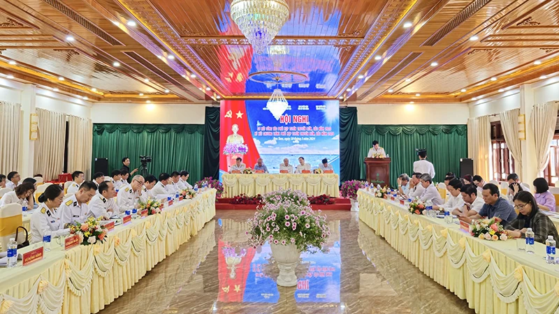 Quang cảnh hội nghị.