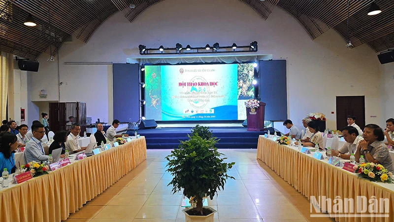 Hội thảo khoa học “Các nghiên cứu mới về Sâm Ngọc Linh - Thành tựu và ứng dụng” thu hút sự tham gia của đông đảo đại biểu.