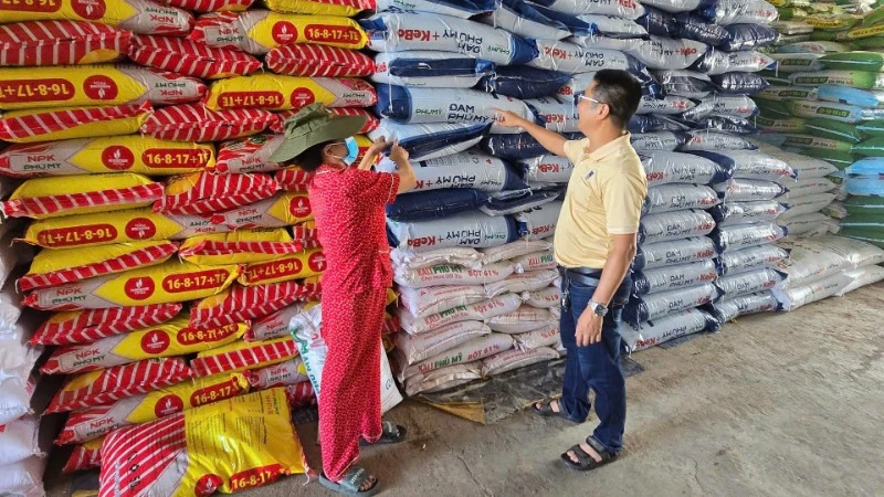 Phú Mỹ cung ứng gần nửa triệu tấn phân bón cho vụ hè thu/mùa mưa.