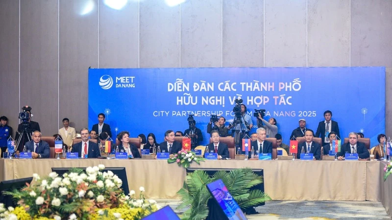 Quang cảnh Diễn đàn các thành phố Hữu nghị và Hợp tác-Đà Nẵng 2025.