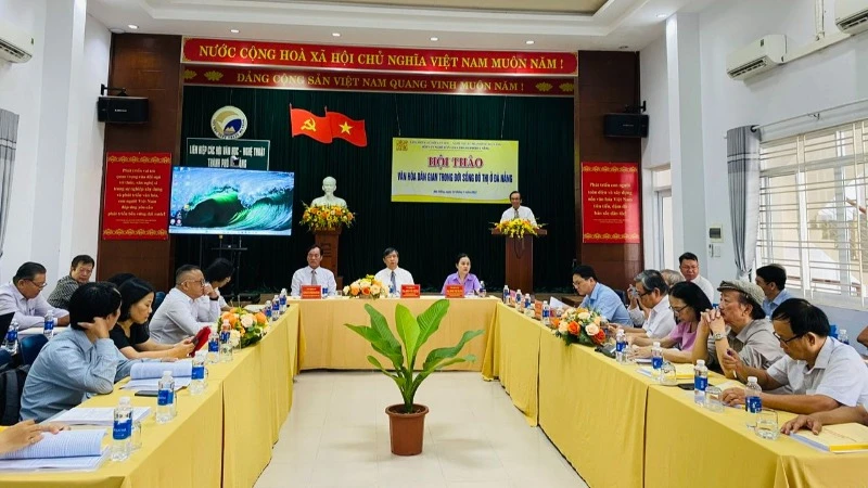 Quang cảnh Hội thảo khoa học "Văn hóa dân gian trong đời sống đô thị ở Đà Nẵng".