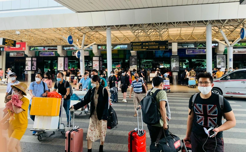 Thành phố Hồ Chí Minh tăng cường công tác kiểm dịch y tế tại các cửa khẩu để kiểm soát bệnh đậu mùa khỉ.