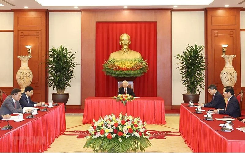 Quang cảnh buổi điện đàm. (Ảnh: TTXVN)