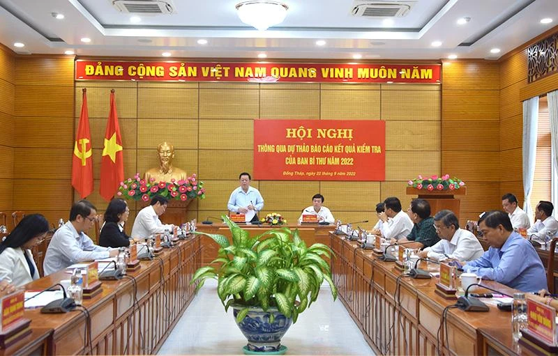 Quang cảnh hội nghị. 