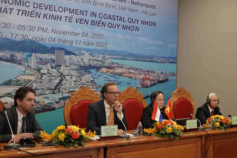 Các đại biểu tại Hội nghị.