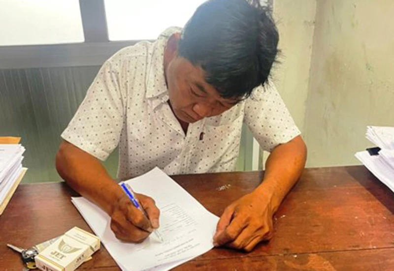 Đối tượng Nguyễn Văn Khanh tại cơ quan công an.