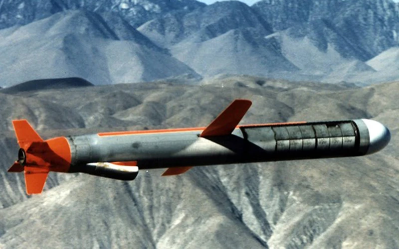 Nhật Bản có kế hoạch mua hàng trăm tên lửa Tomahawk từ Mỹ. (Ảnh: Reuters)