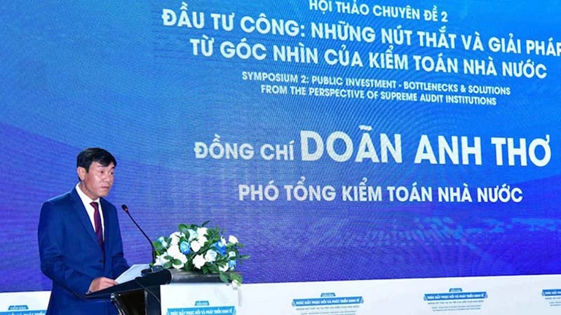 Phó Tổng kiểm toán Nhà nước Doãn Anh Thơ phát biểu tại diễn đàn.