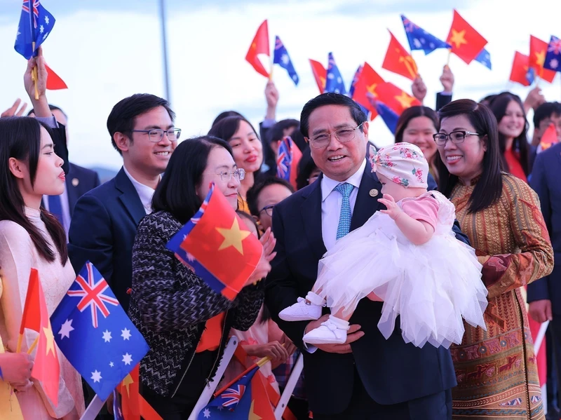 Cộng đồng người Việt Nam tại Canberra, Australia đón Thủ tướng Phạm Minh Chính và Phu nhân. 