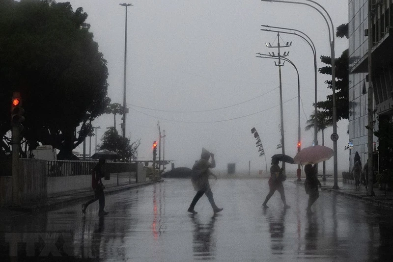 Mưa lớn tại Rio de Janeiro, Brazil ngày 22/3/2024. (Ảnh: AFP/TTXVN)