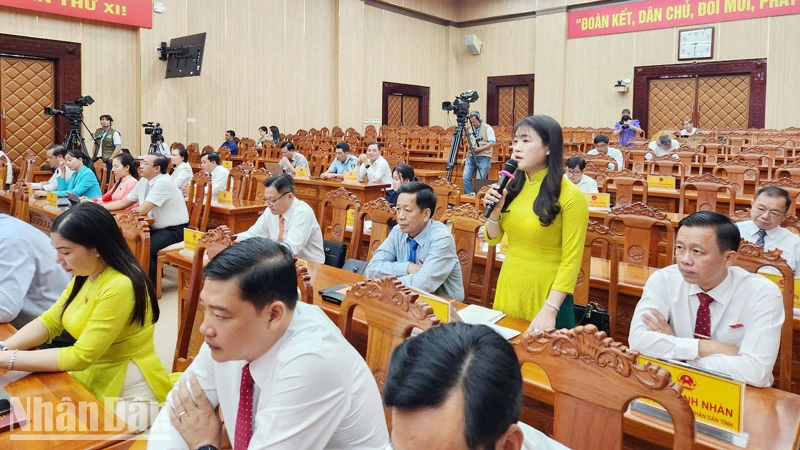 Đại biểu chất vấn Giám đốc Công an tỉnh Kiên Giang.