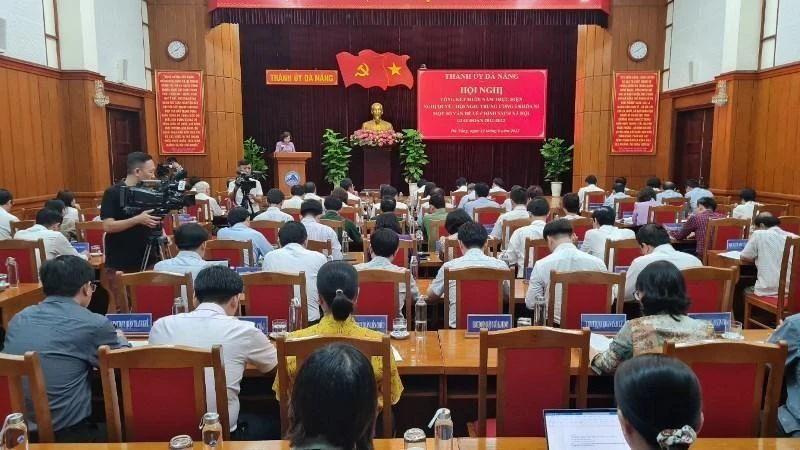 Hội nghị đánh giá kết quả 10 năm thực hiện Nghị quyết Hội nghị Trung ương 5 khóa XI.