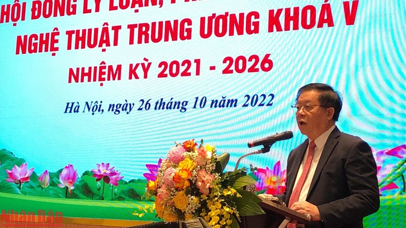 Đồng chí Nguyễn Trọng Nghĩa, Bí thư Trung ương Đảng, Trưởng Ban Tuyên giáo Trung ương phát biểu chỉ đạo.