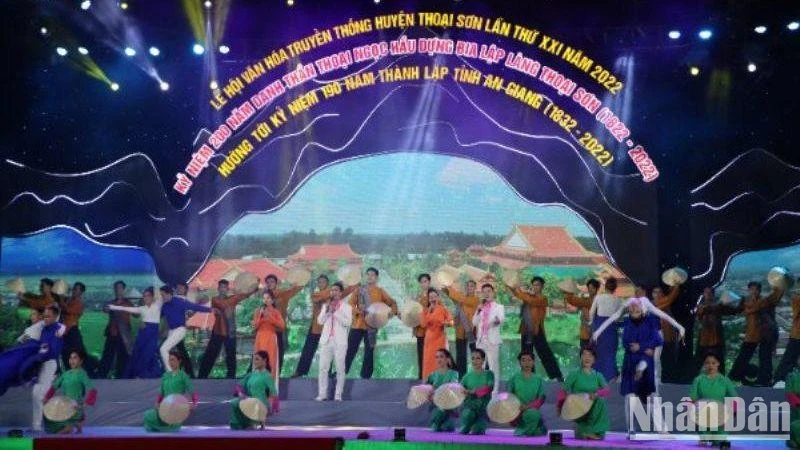 Lễ hội văn hóa truyền thống tại huyện Thoại Sơn trong chuỗi sự kiện 190 năm thành lập tỉnh.