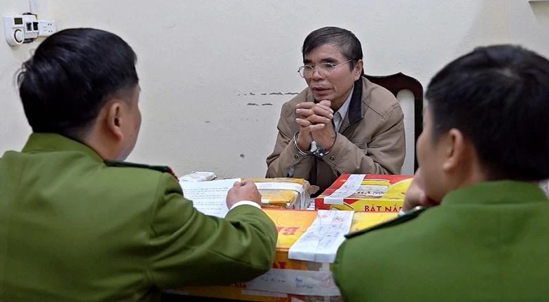 Đối tượng Bùi Văn Dị tại cơ quan Công an.