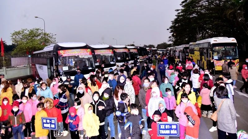 1000 công nhân lao động Thủ đô hôm nay sẽ được sum họp gia đình.