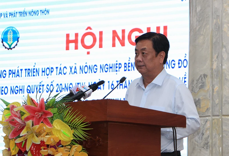 Bộ trưởng Nông nghiệp và Phát triển nông thôn Lê Minh Hoan phát biểu tại hội nghị.