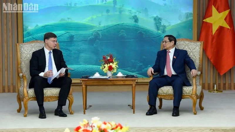 Thủ tướng Phạm Minh Chính tiếp Phó Chủ tịch Ủy ban châu Âu (EC) kiêm Cao ủy thương mại Liên minh châu Âu (EU) Valdis Dombrovski.