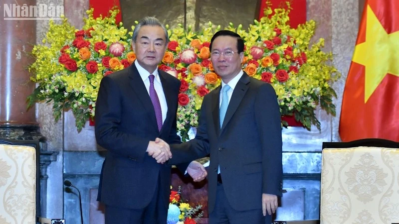 Chủ tịch nước Võ Văn Thưởng tiếp Bộ trưởng Ngoại giao Trung Quốc Vương Nghị. (Ảnh: Đăng Khoa)