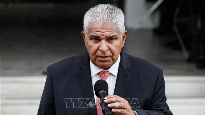 Tổng thống Panama Jose Raul Mulino phát biểu với báo giới tại Panama City. (Ảnh: THX/TTXVN)